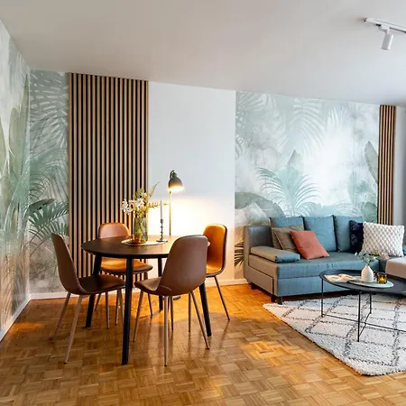 Majdanska By Mia アパート *