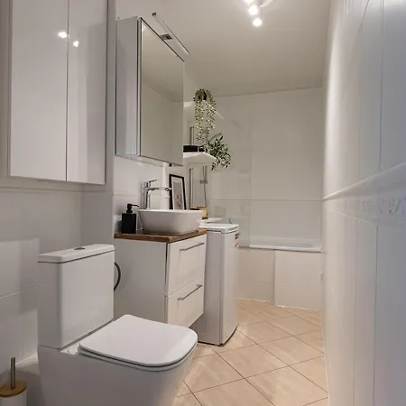 Majdanska Apartment Warsaw By Mia *