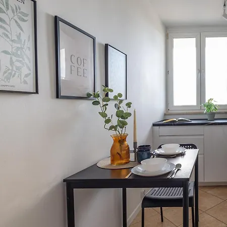 Majdanska Apartment Warsaw By Mia Varsó