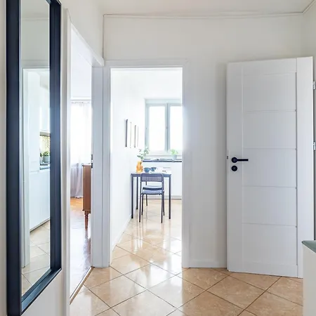 Majdanska Apartment Warsaw By Mia Apartman