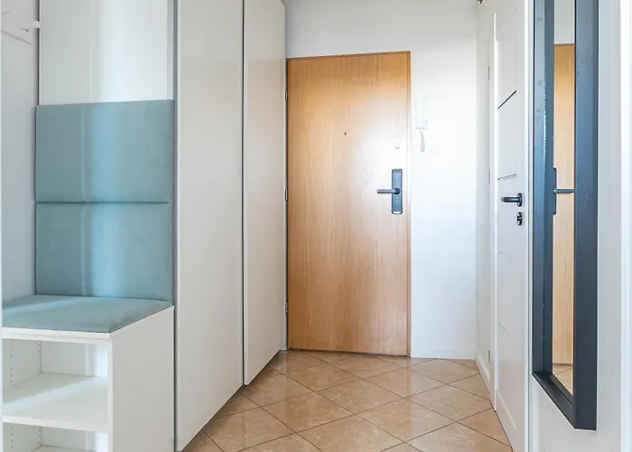 Apartment Majdanska By Mia Warsaw