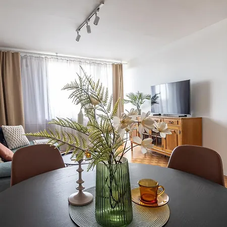 Majdanska By Mia Apartment